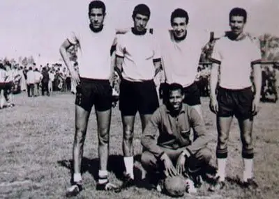 Photo d’équipe de l’IZK, archives du club
